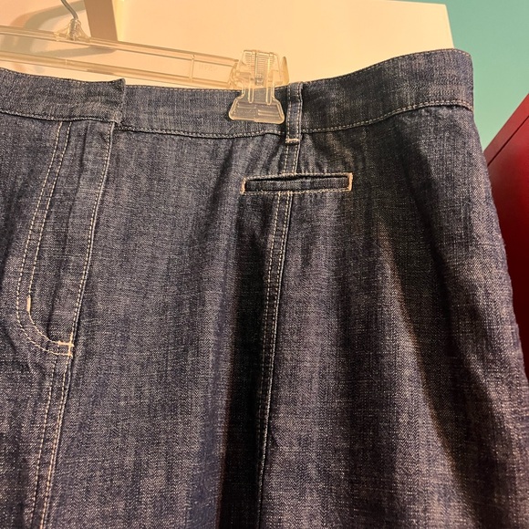 LL Bean lightweight denim skirt.  Size 20 Reg. EUC. - Picture 2 of 5